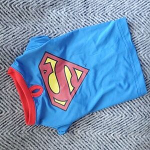 😸DC Comics Superman Pet Shirt – Dog & Cat Costume Tee